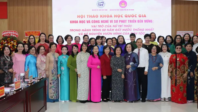 Nhiều dấu ấn của nữ trí thức trong khoa học công nghệ