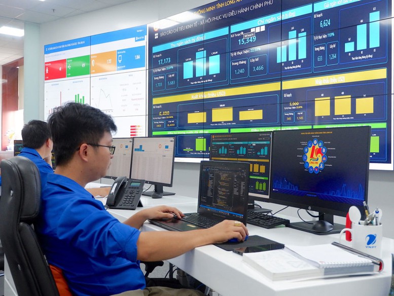 Người làm công tác chuyên trách về chuyển đổi số được hỗ trợ 5 triệu đồng/tháng
