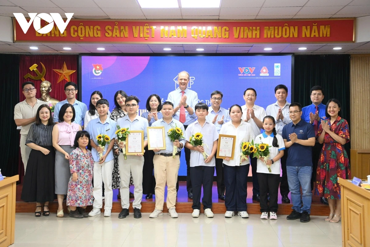 Trao giải cuộc thi “Thách thức đổi mới sáng tạo thời đại số"