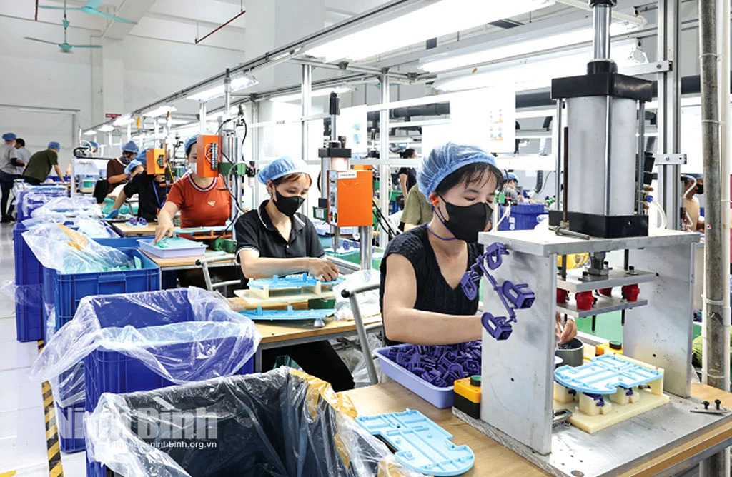 Đẩy mạnh ứng dụng khoa học công nghệ trong sản xuất, kinh doanh