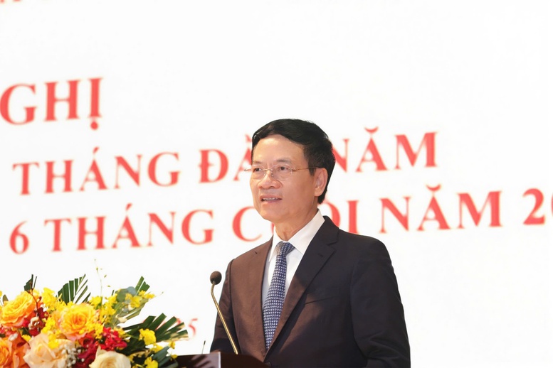 25.000 tỷ đồng chi cho khoa học công nghệ thì đến 80% để xây nhà, mua máy móc