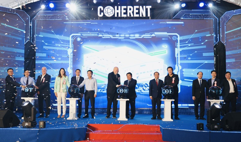 Việt Nam - 'Cứ điểm chiến lược' cho các tập đoàn công nghệ hàng đầu thế giới