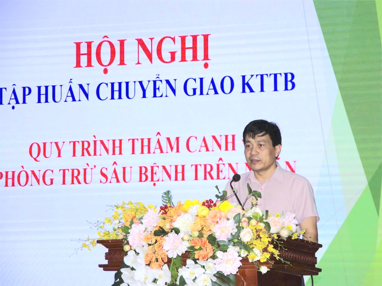 Tăng cường tập huấn chuyển giao tiến bộ khoa học và công nghệ cho nông dân trên địa bàn tỉnh Hưng Yên