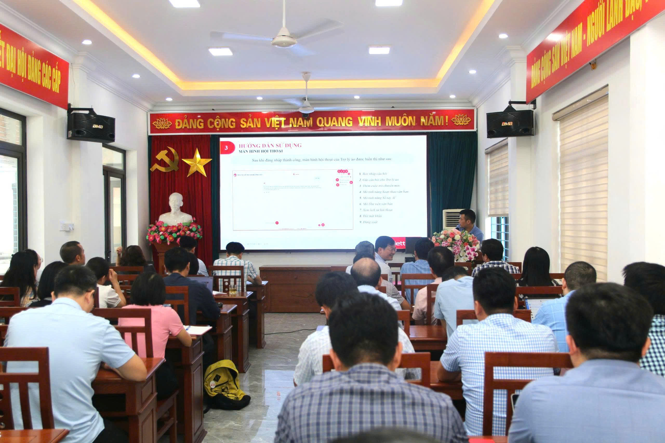 Hưng Yên triển khai phong trào “Bình dân học vụ số”, “Ngày hội toàn dân học tập số” gắn với Ngày Chuyển đổi số quốc gia