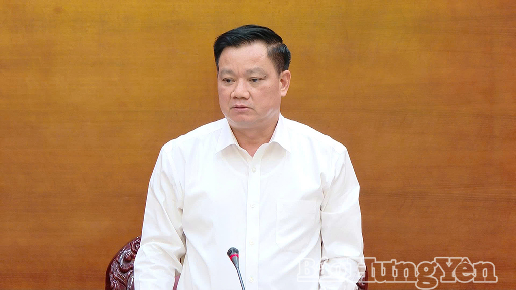 Chủ tịch UBND tỉnh Nguyễn Khắc Thận chủ trì hội nghị Ban Thường vụ Đảng uỷ UBND tỉnh