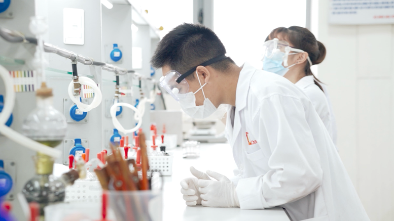 Chính sách học bổng cho người học các ngành khoa học cơ bản, công nghệ chiến lược
