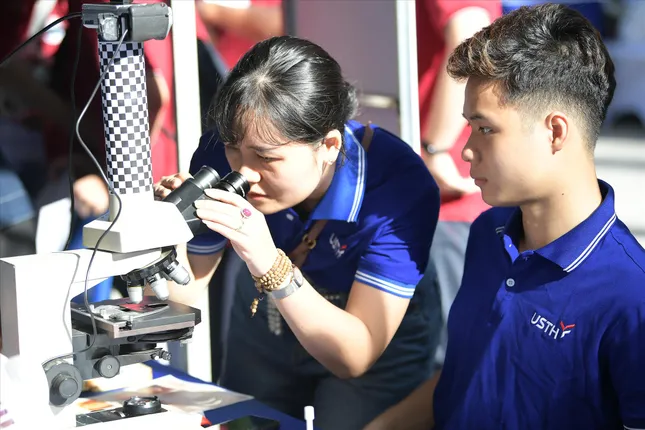 Phát triển nghiên cứu khoa học trong giáo dục: Để '3 nhà' không lệch nhịp
