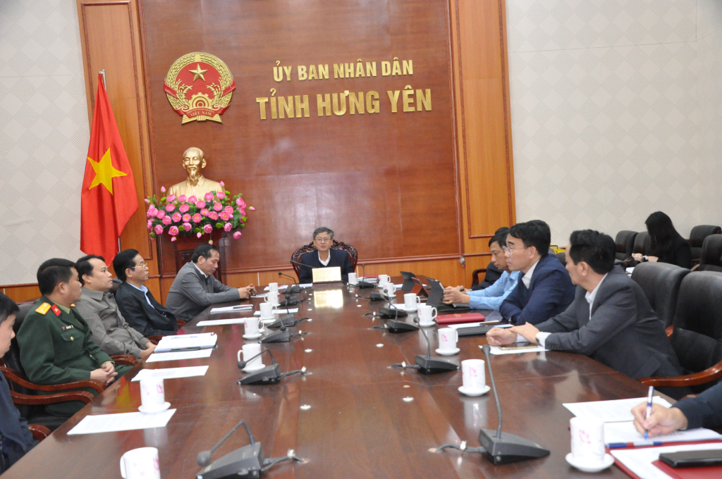 Các đại biểu dự phiên họp tại điểm cầu Hưng Yên