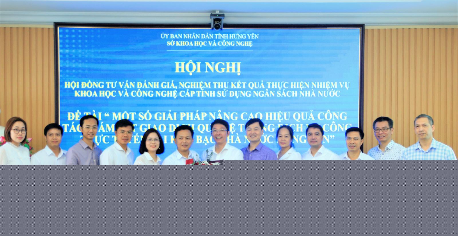 NGHIỆM THU ĐỀ TÀI: Một số giải pháp nâng cao hiệu quả công tác giám sát giao dịch qua Hệ thống Dịch vụ công trực tuyến tại Kho bạc Nhà nước tỉnh Hưng Yên. 