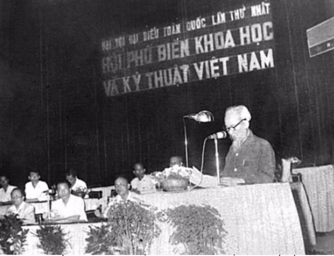 Chủ tịch Hồ Chí Minh luôn coi khoa học công nghệ là nguồn lực mạnh mẽ của cách mạng 