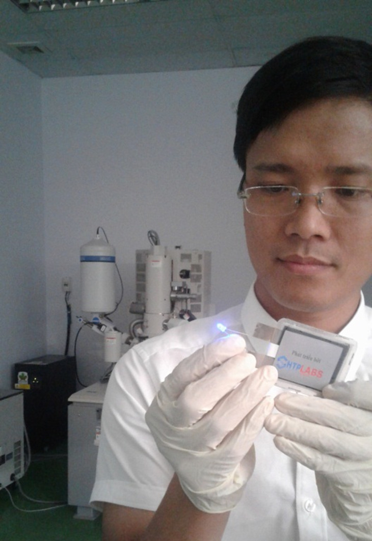 Tổng hợp polyanilin để lưu trữ năng lượng trên siêu tụ điện